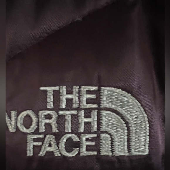 💕NWOT The North Face Womens Purple puffer/ down 550 jacket size large. - Picture 4 of 10